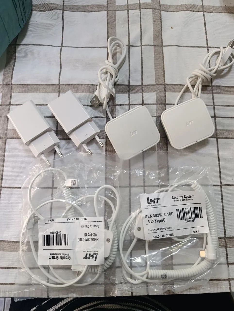 Kit Antifurto Para Celular E Tablet LHTT (Base + Cabo USB-C)