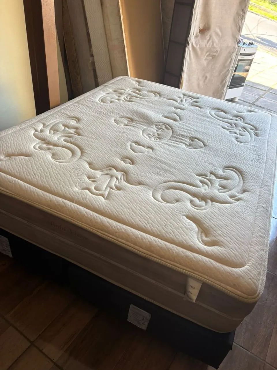 Cama Quenn  - Foto 3