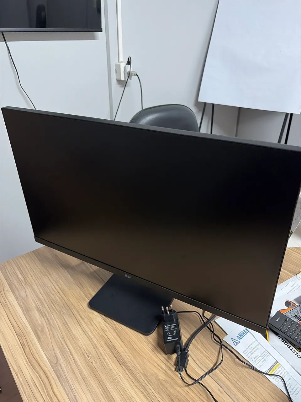 Monitor LG 27?