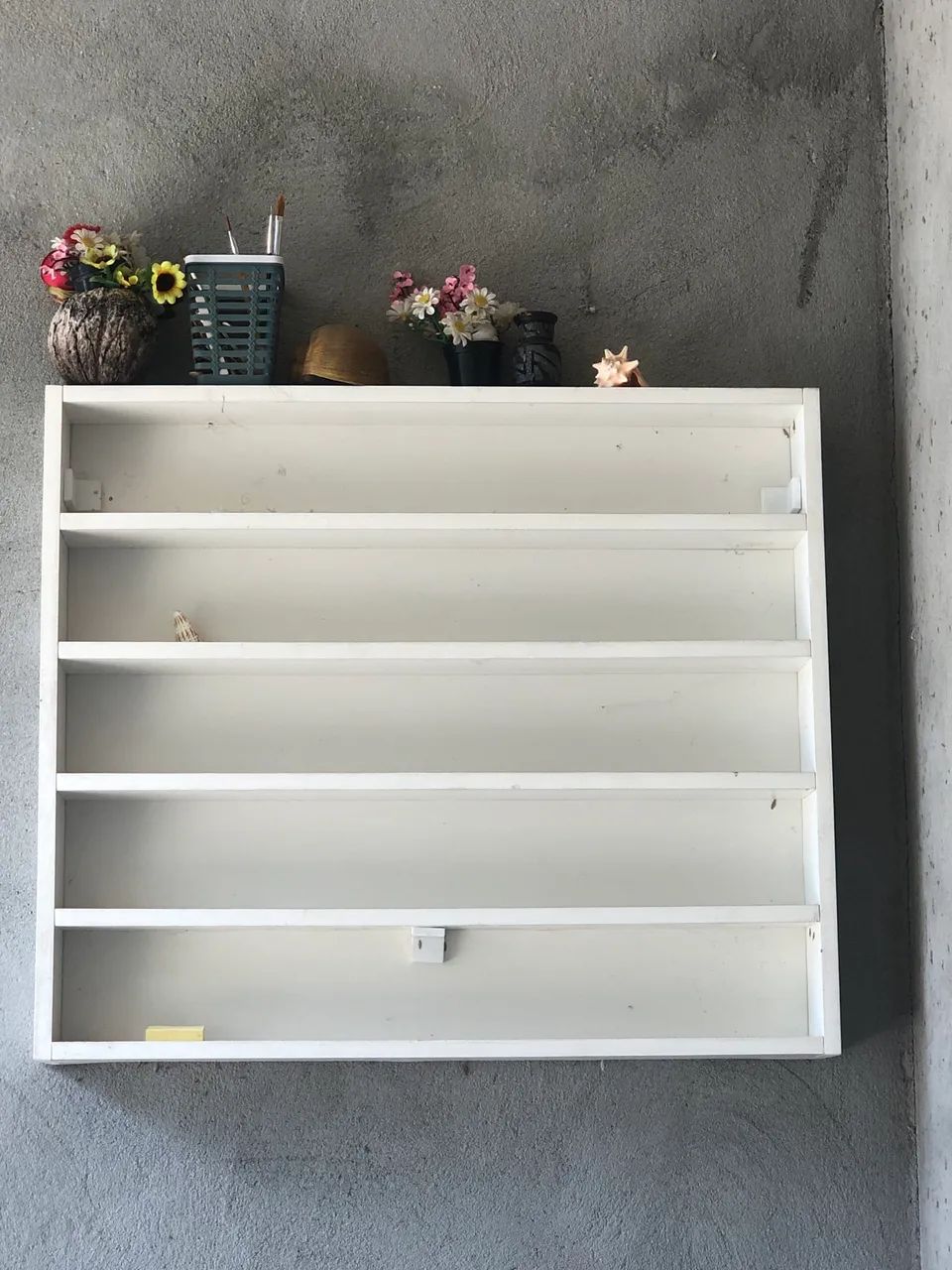 Vendo estante de esmalte 
