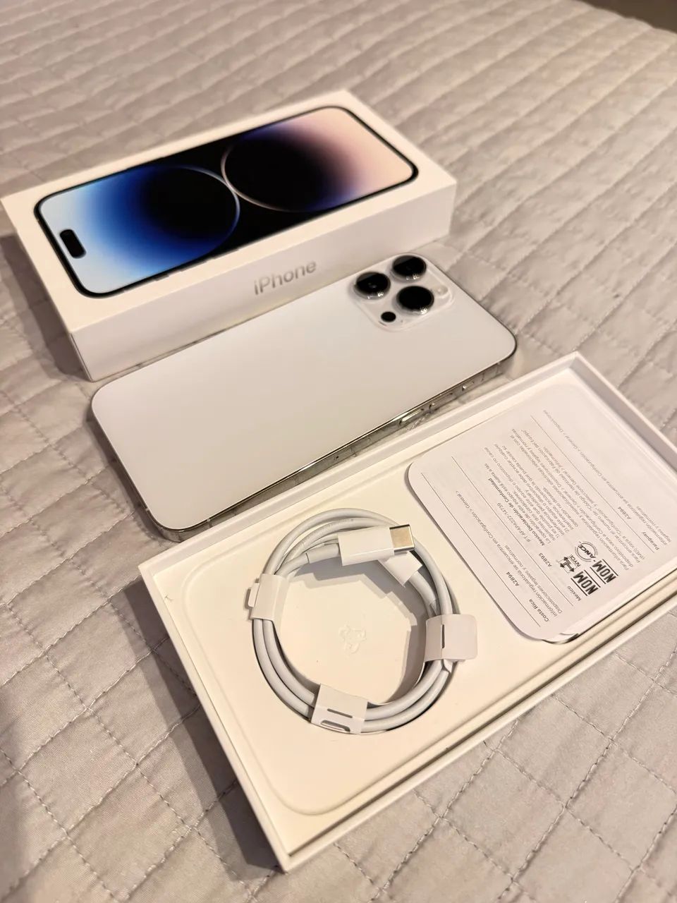 iPhone 14 Pro Max 256GB branco/silver - Celulares e Smartphones