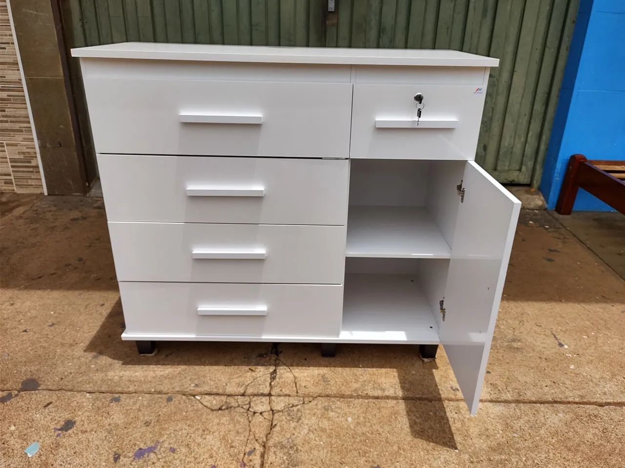 Vendo cômoda com sapateira branca nova  - Foto 4