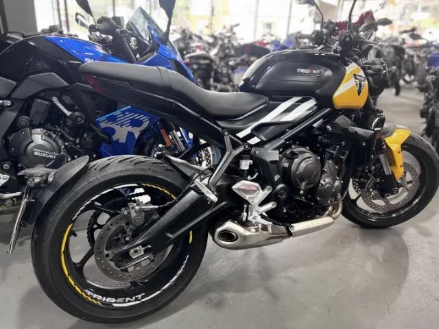 TRIUMPH TRIDENT 660 2026 - Foto 4