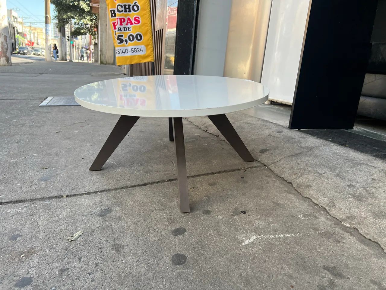 Mesa de Centro Oval com Pés de Palito  - Foto 3
