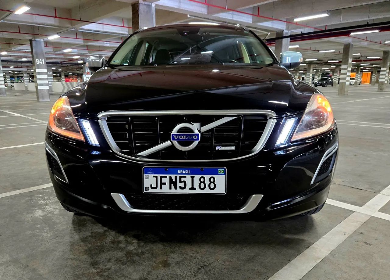 Volvo Xc60 2.0 T5 DYNAMIC FWD TURBO GASOLINA 4P AUTOMÁTICO 2013