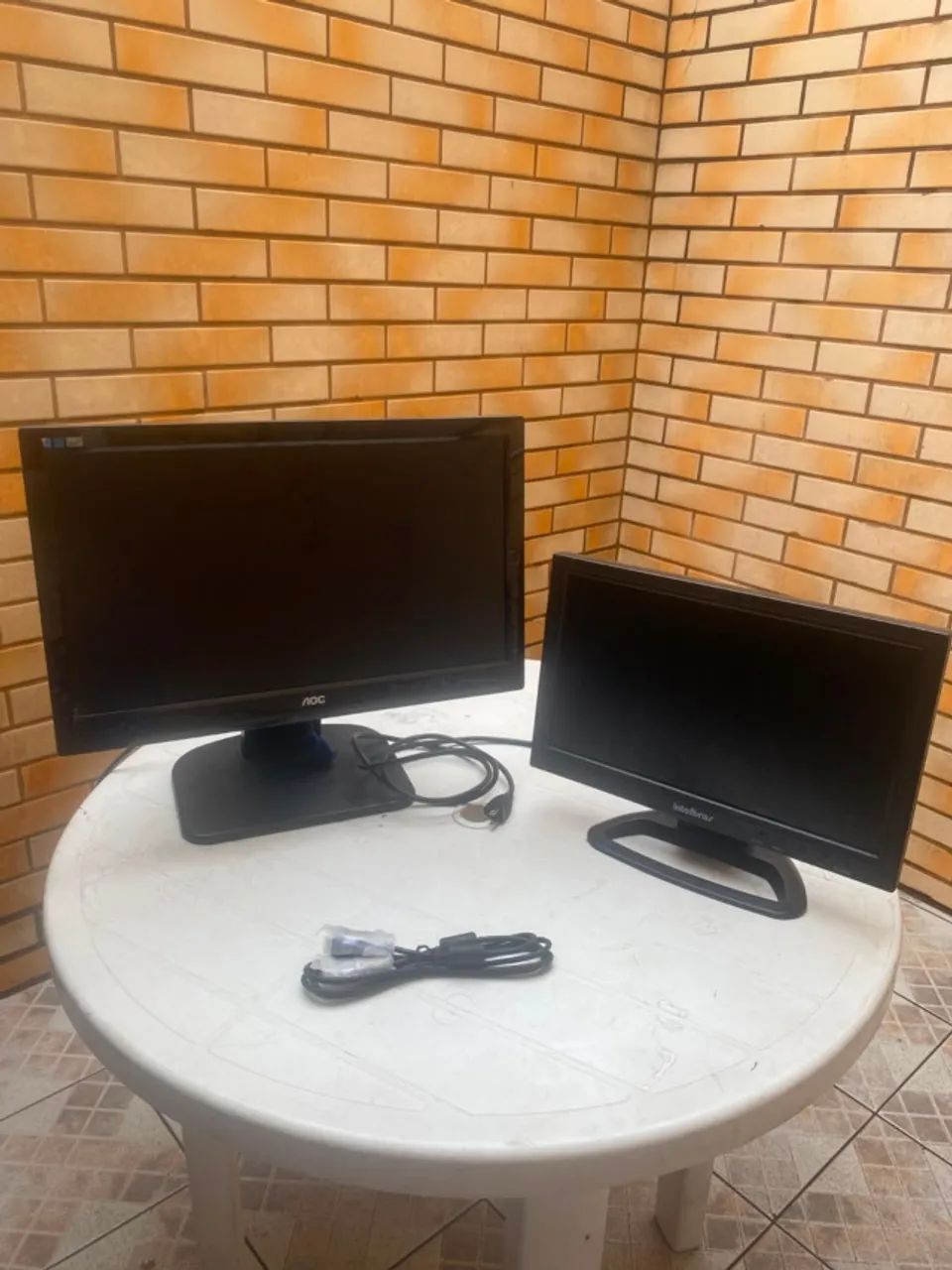 MONITOR
