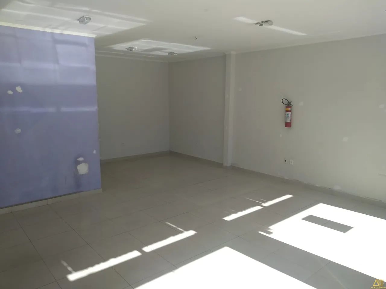Ótimo ponto comercial no Centro de Pouso Alegre! Localizado em rua com alto fluxo de pesso - Foto 7