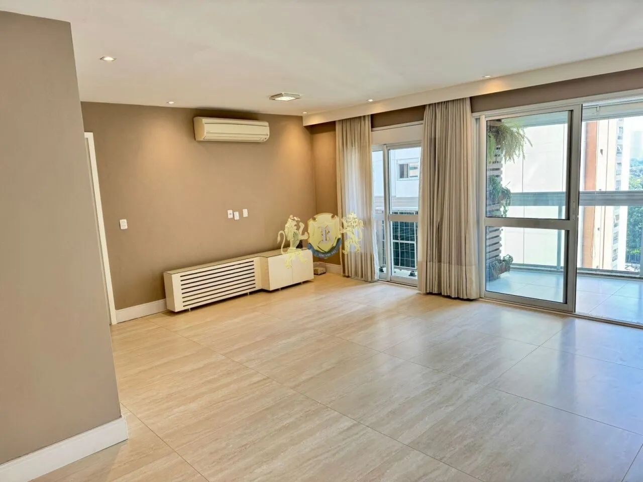 Flat com 3 Quartos para venda, 125m² - Vila Olímpia