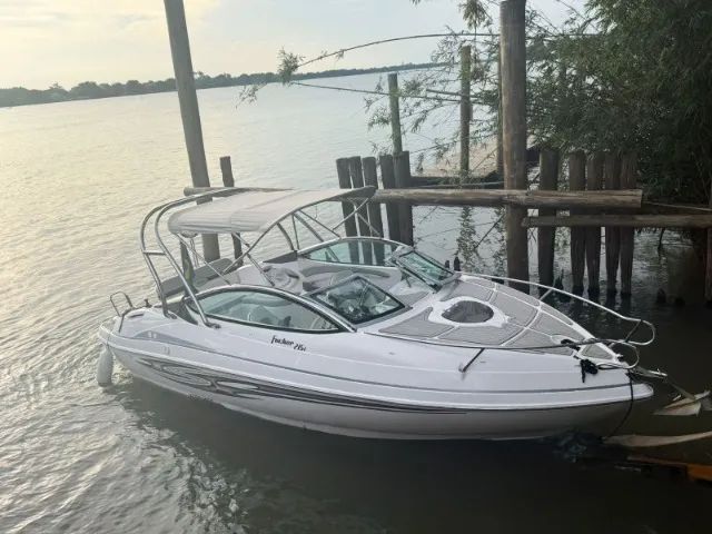 Lancha Focker 215i - Ano 2010 - Mercruiser 220Hp - Foto 5