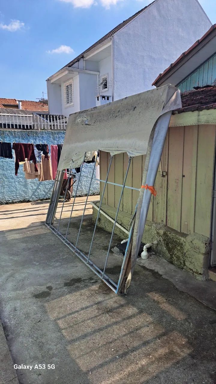 Vendo armação de toldo