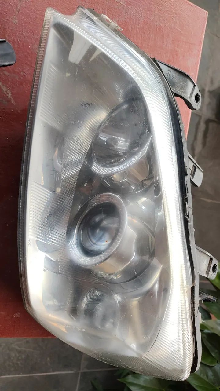 Par de farol Astra 2011 - Foto 2