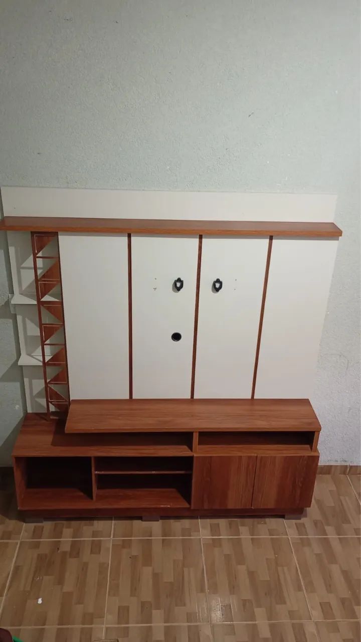 Rack com painel de tv