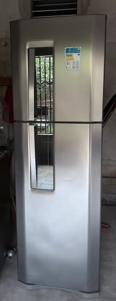 Geladeira Eletrolux 402L Inox - Foto 4