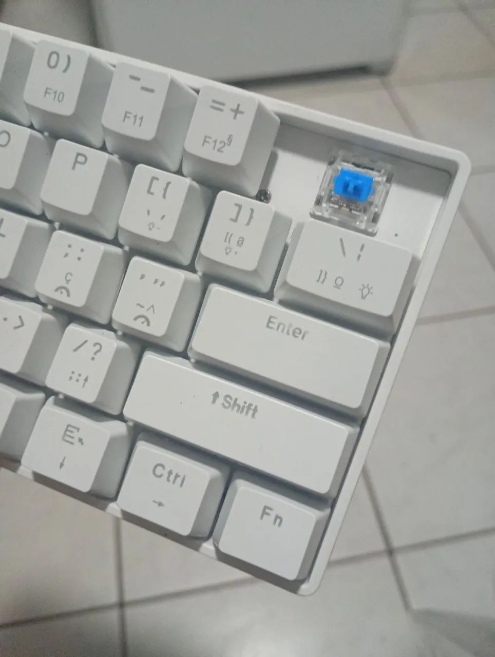 Teclado mecânico 60% Swift azul com 17 tipos de leds - Foto 2