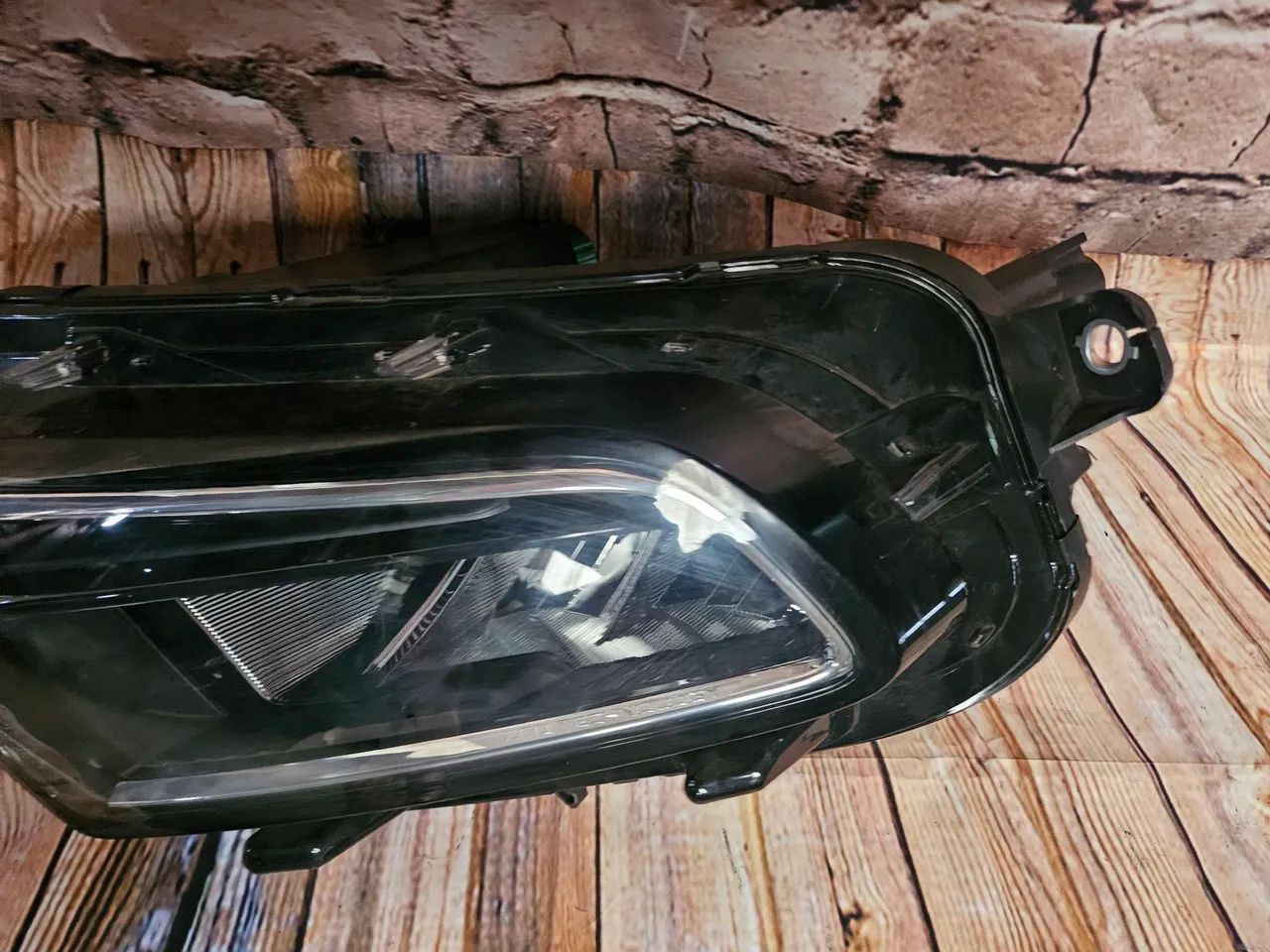 Farol Inferior Toro 2022 com Led  - Foto 2