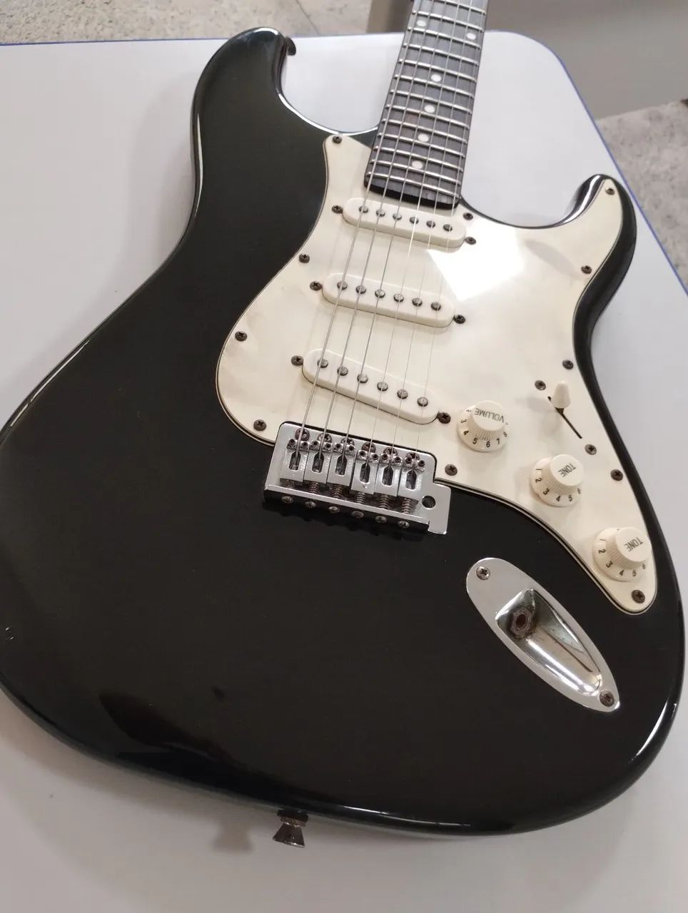 Guitarra Stratocaster  - Foto 4