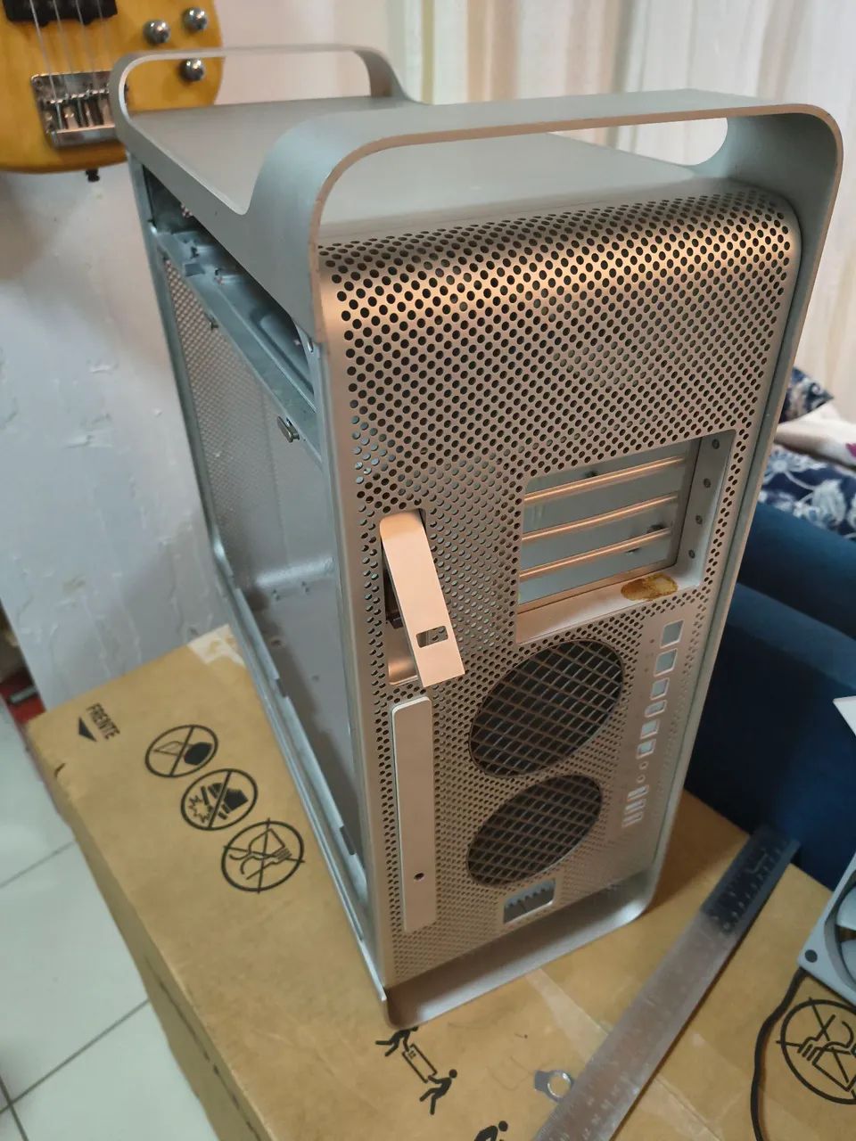 Gabinete de alumínio Apple mac pro