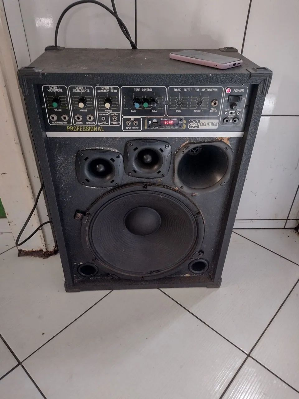 Vendo caixa amplificada  - Foto 3