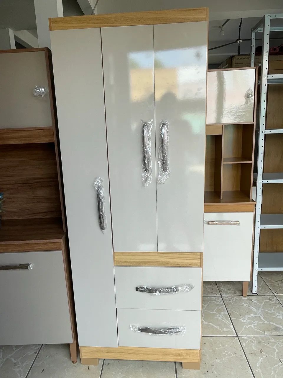 Guarda Roupa de solteiro 
