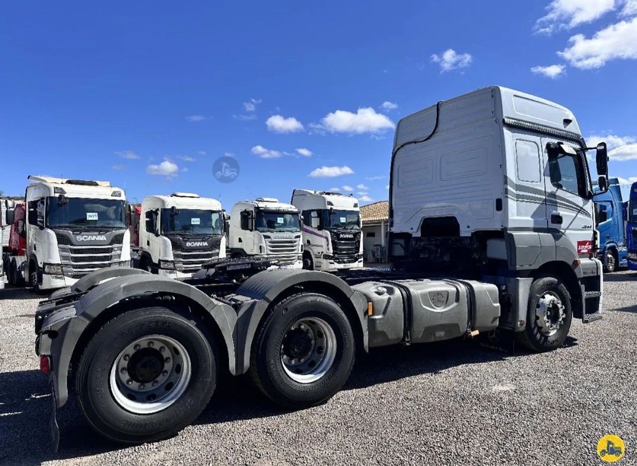 MB AXOR 2544 6X2<br>2019/2019<br>TETO ALTO<br>AUTOMÁTICO - Foto 3