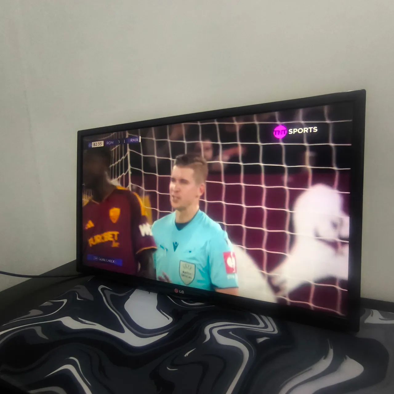 TV LG 32 POLEGADAS - Foto 3
