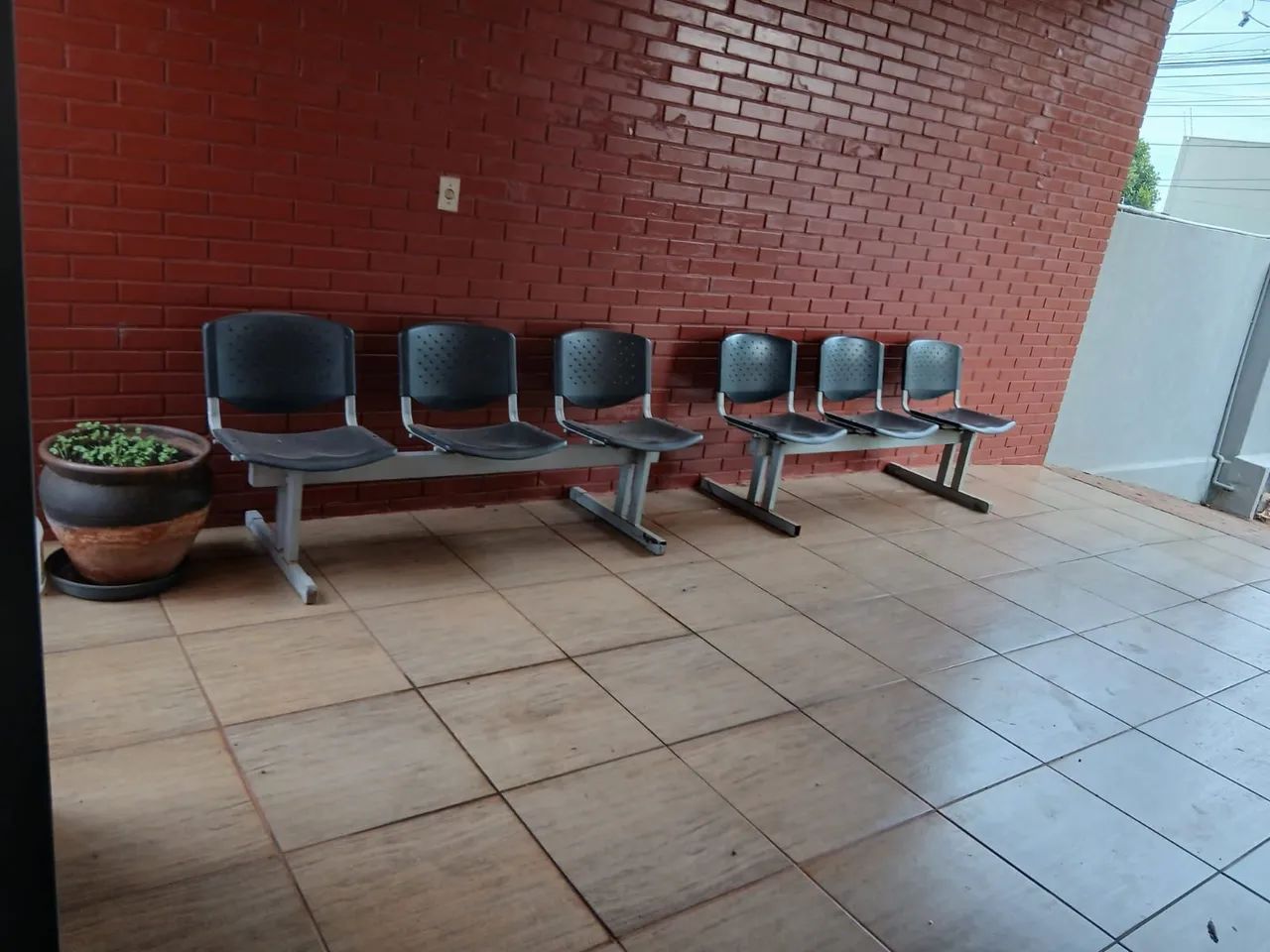 Conjunto de cadeiras p/ recepção 