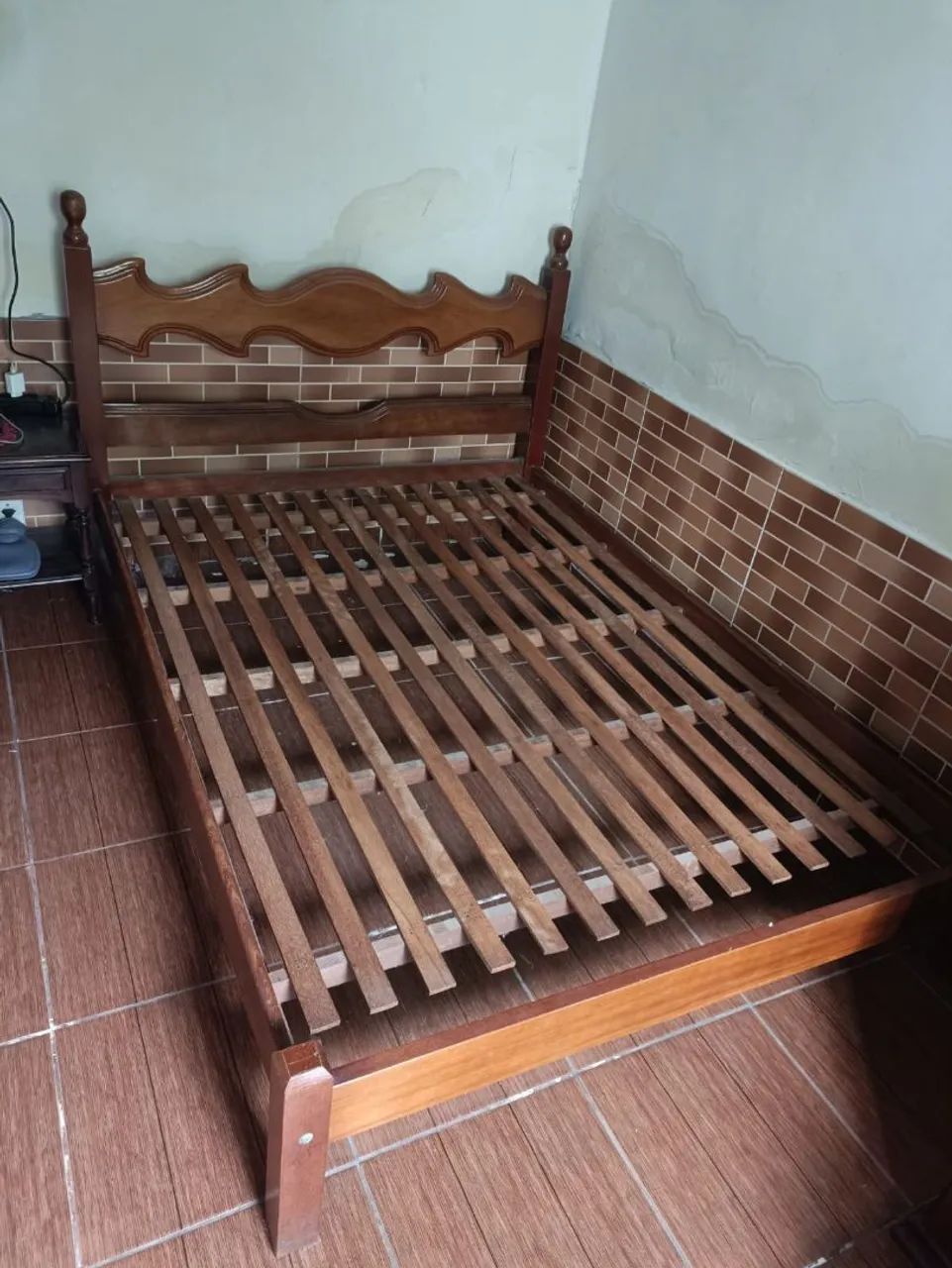 Cama de casal de madeira - Foto 2
