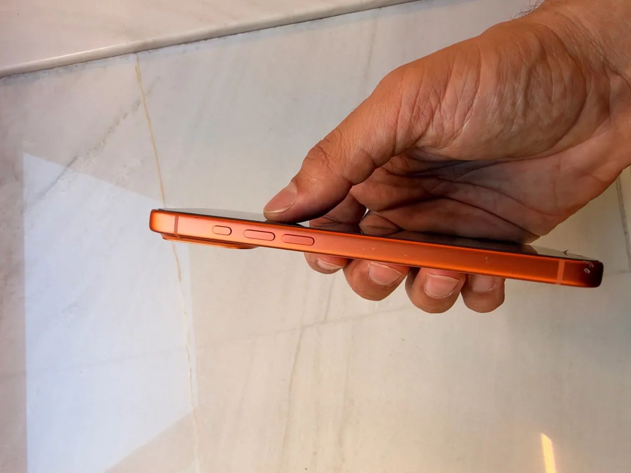 Iphone 17 Pro Max - Laranja - Foto 3
