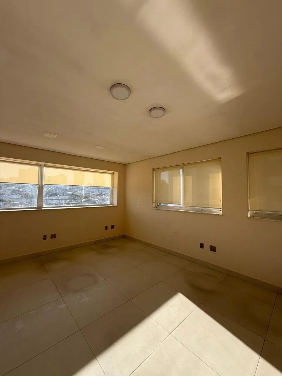 Sala Comercial 37 m² com 2 Vagas no Sky Office | Av. Eng. Caetano Álvares - Foto 4