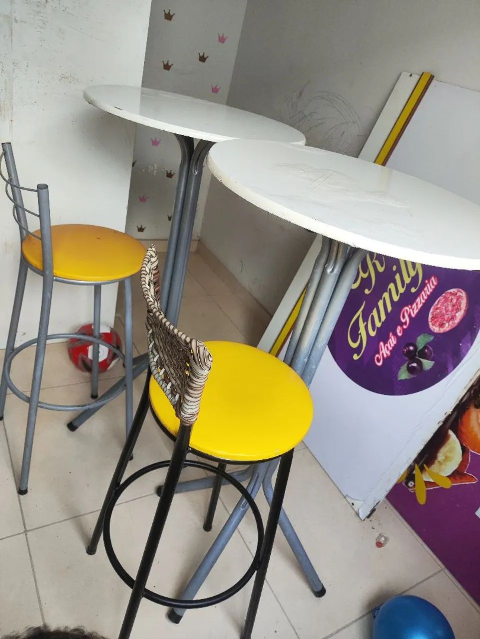 Conjunto mesa e cadeira  - Foto 2