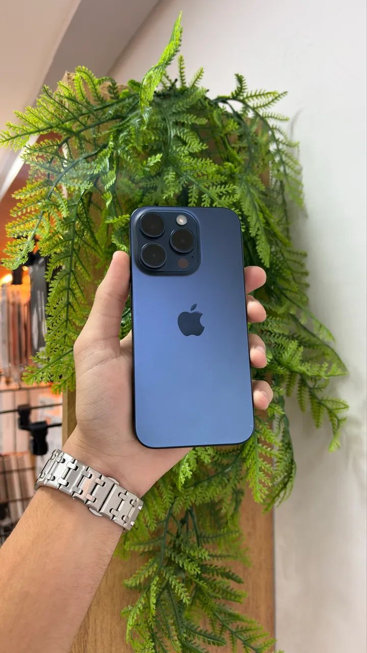 IPHONE 15 PRO IMPECÁVEL 
