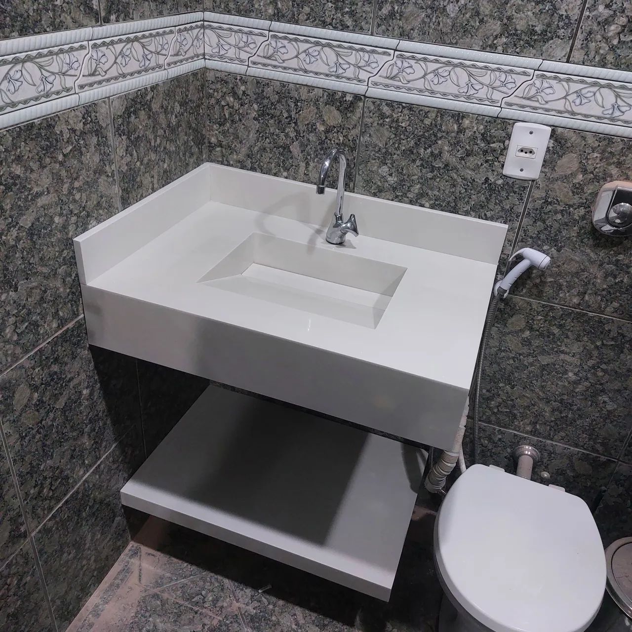 Pias e bancadas  - Foto 4