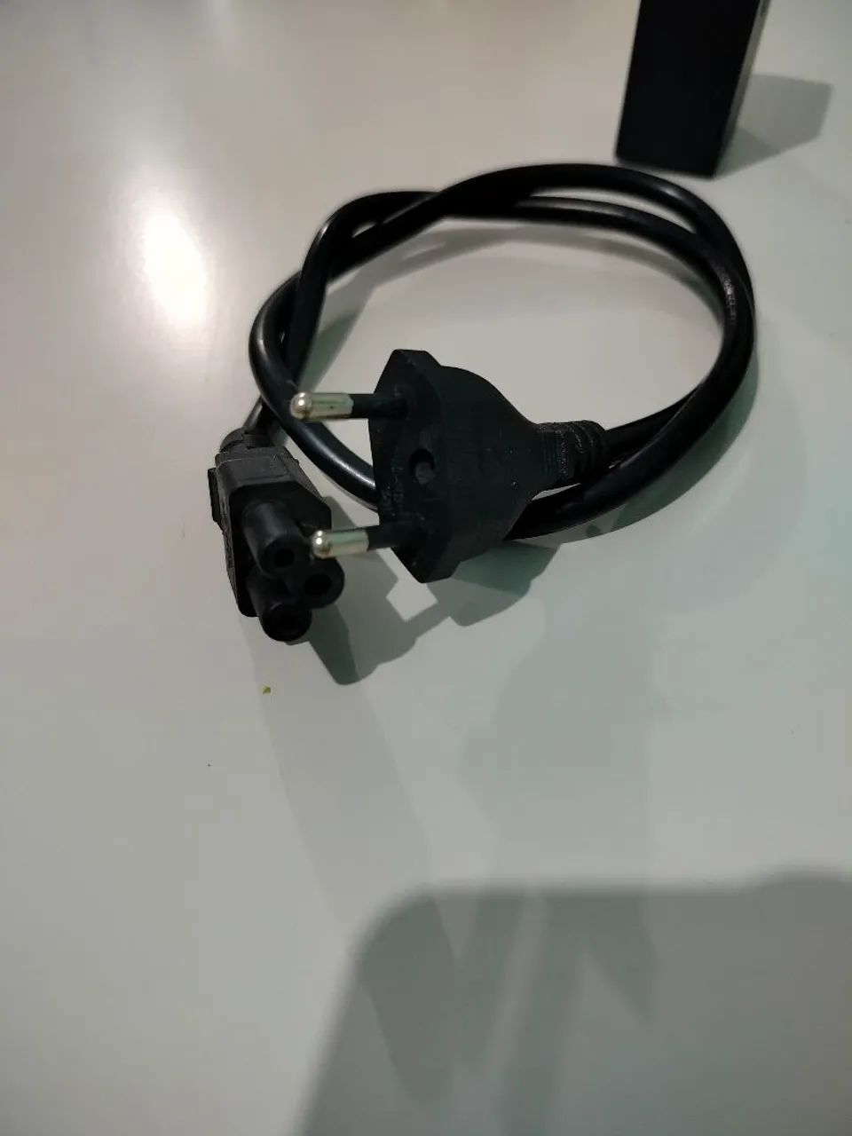 Injetor PoE Ubiquiti modelo GP-A240-050G - Foto 2