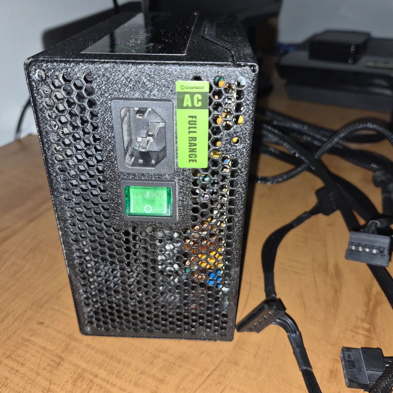 Fonte Gamemax GM550 - Foto 3