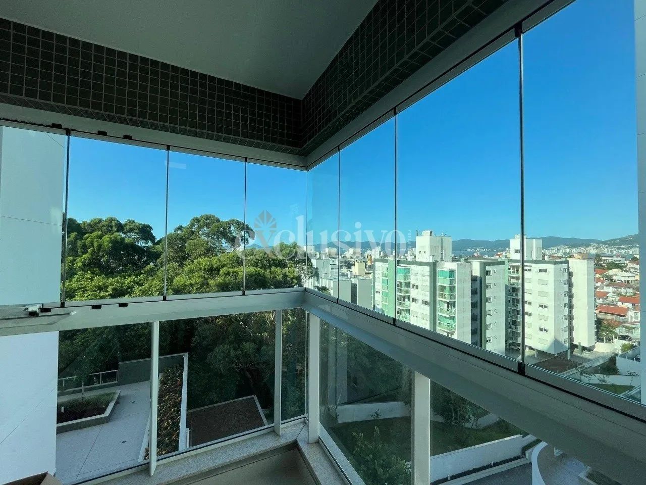 Apartamento mobiliado de 3 dormitórios - Foto 4