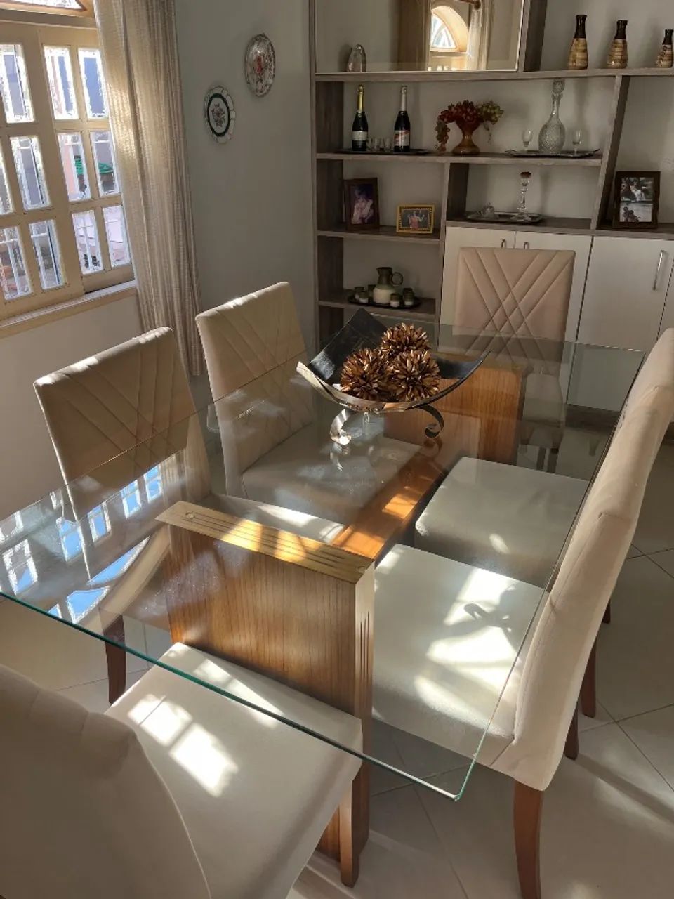 Conjunto mesa de jantar com 6 cadeiras