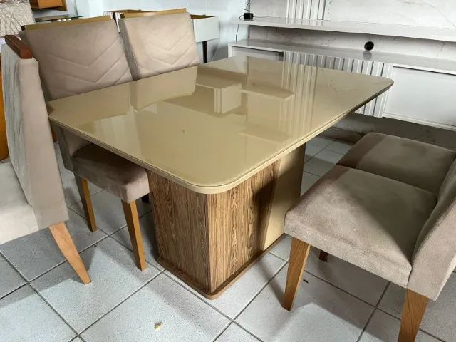mesa de jantar retangular de 4 lugares
