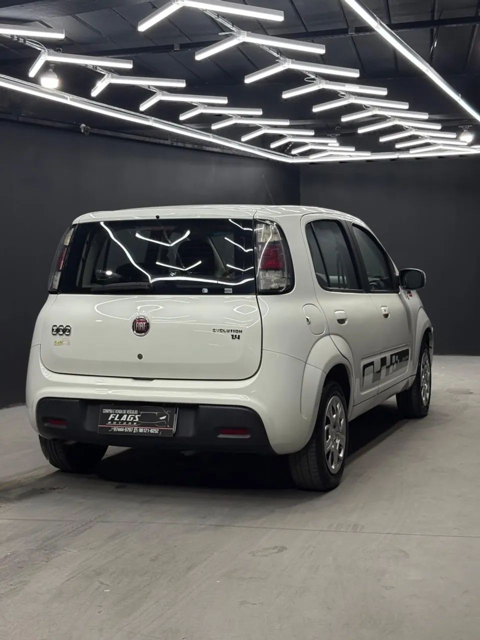 Fiat Uno Evolution 1.4 Fire Flex 8V 5P 2016 - Foto 4