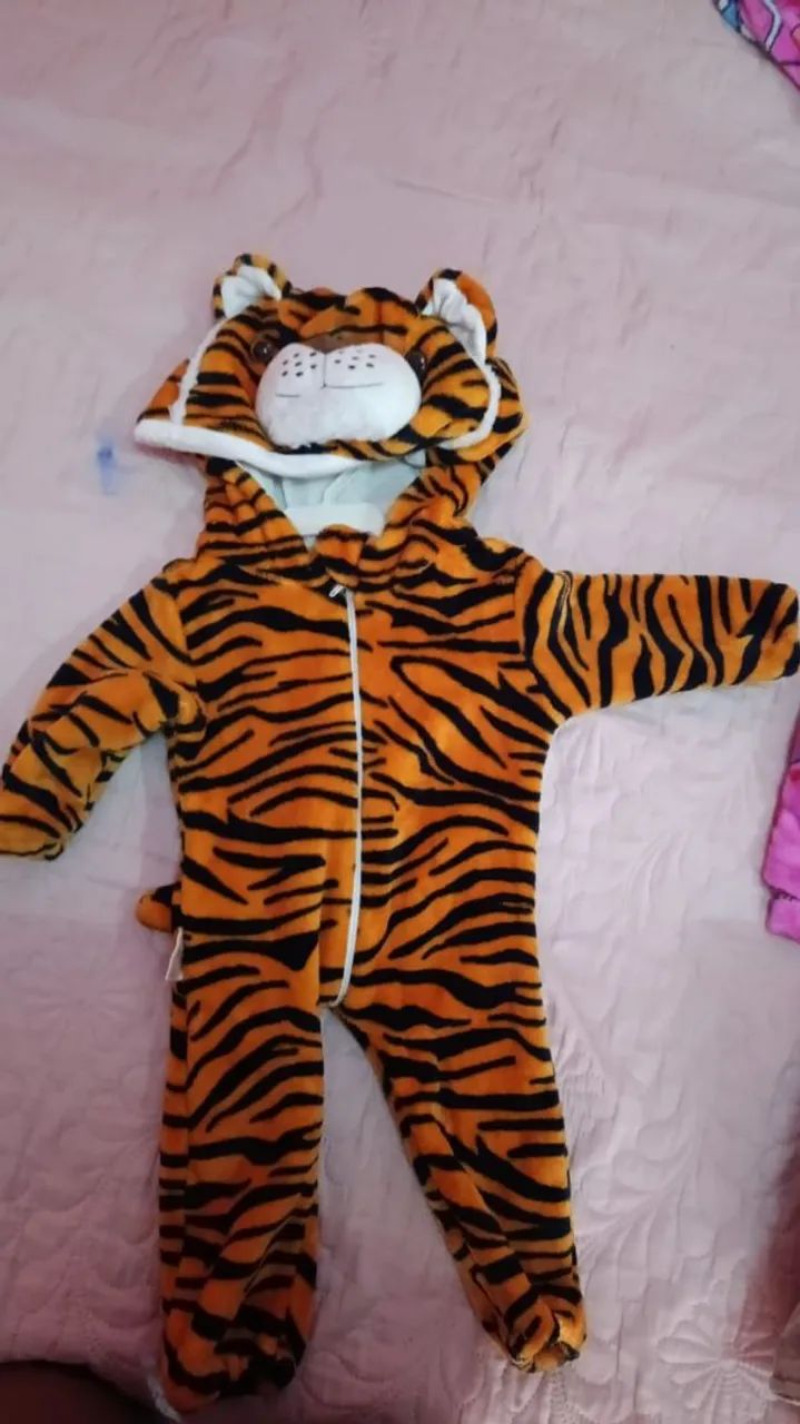 Macacão 3 a 6 meses 