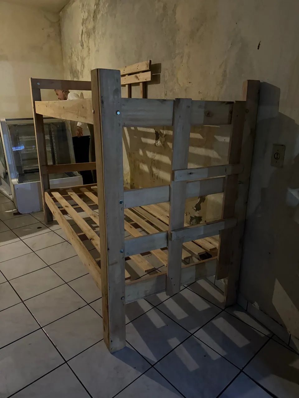 Single bunk bed465549880093593600