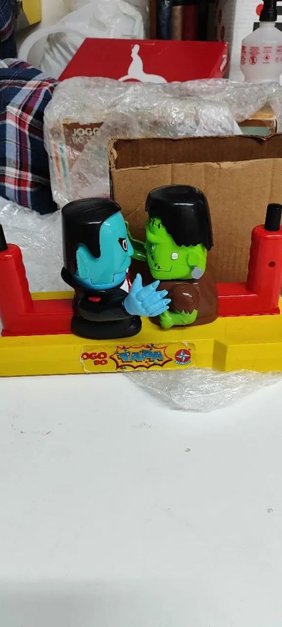 Jogo do Tapa da Estrela (anos 80, com os bonecos de Drácula e Frankenstein)