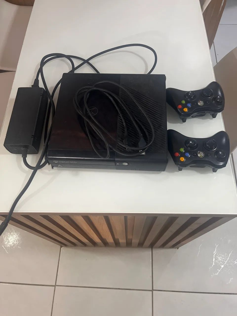 XBOX 360 SUPER SLIM 