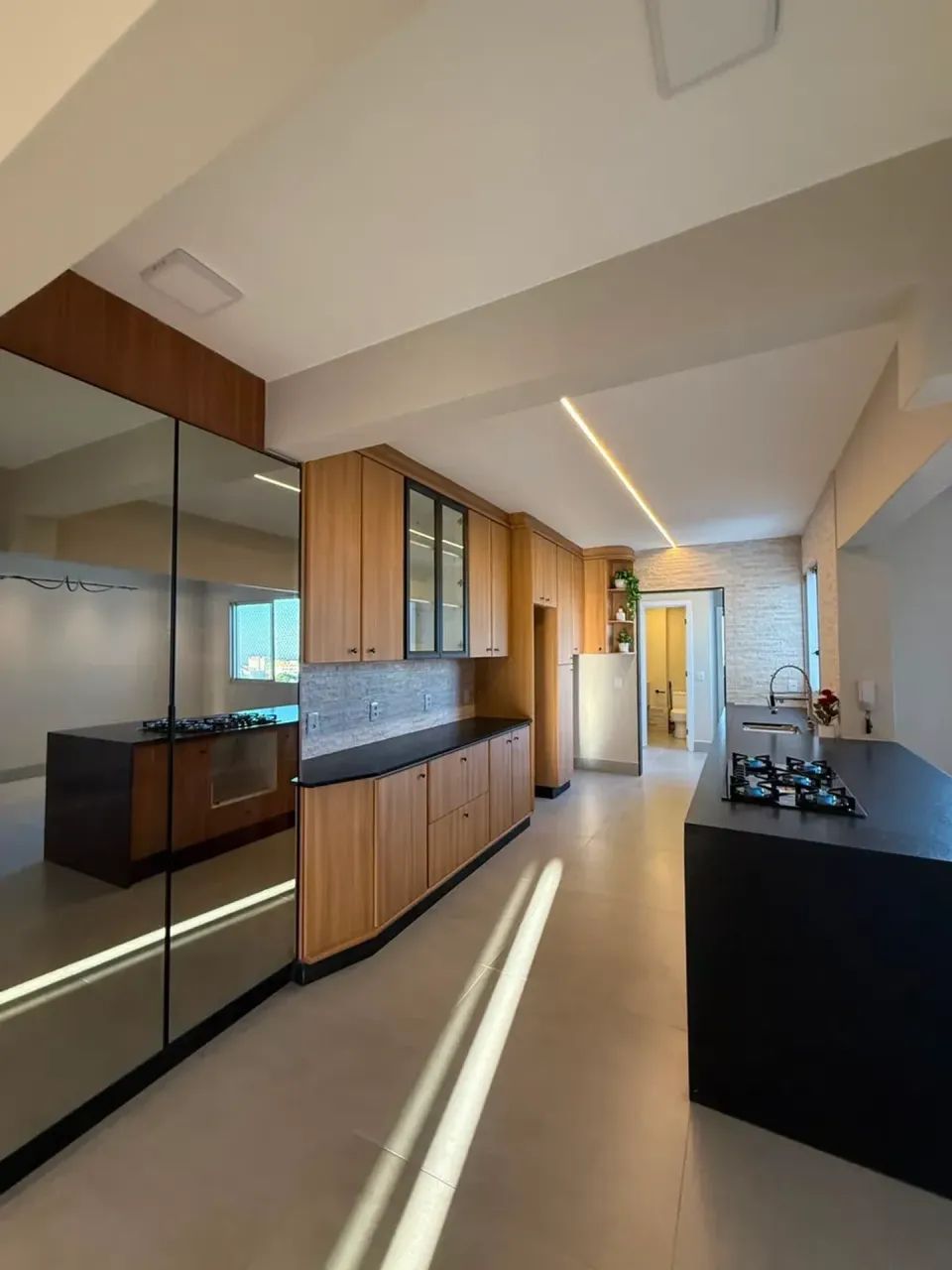 Apartamento com 4 dormitórios, bairro Araés Cuiabá-MT - Foto 3