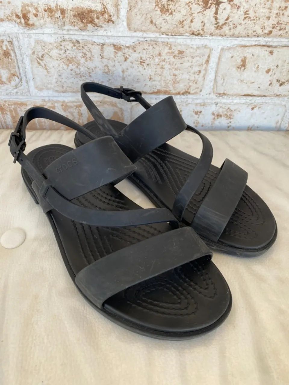 Sandália Crocs comprada nos EUA - Tamanho 34/35 - W6