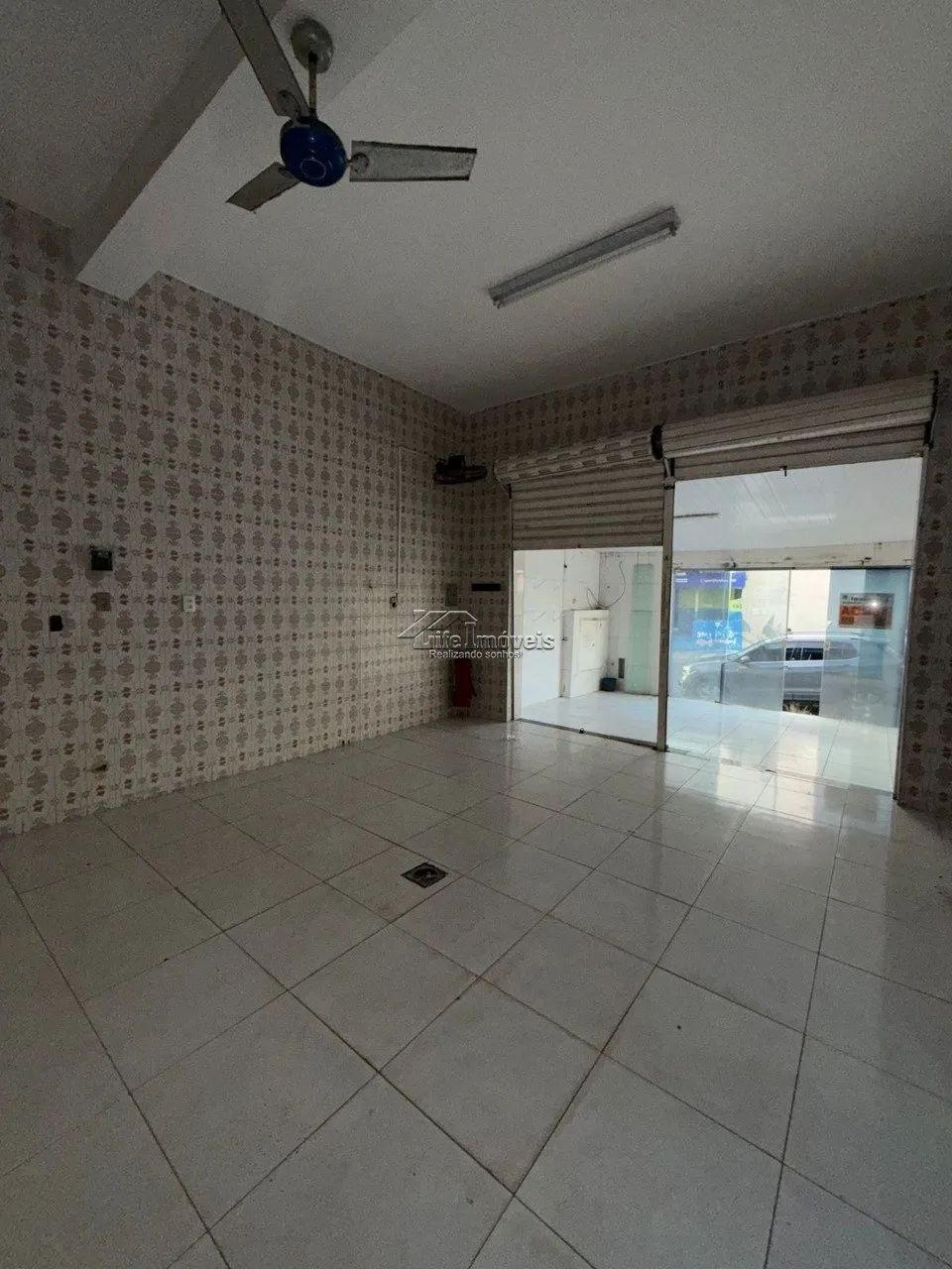 ALUGA SALÃO COMERCIAL COM CÂMARA FRIA - Foto 3