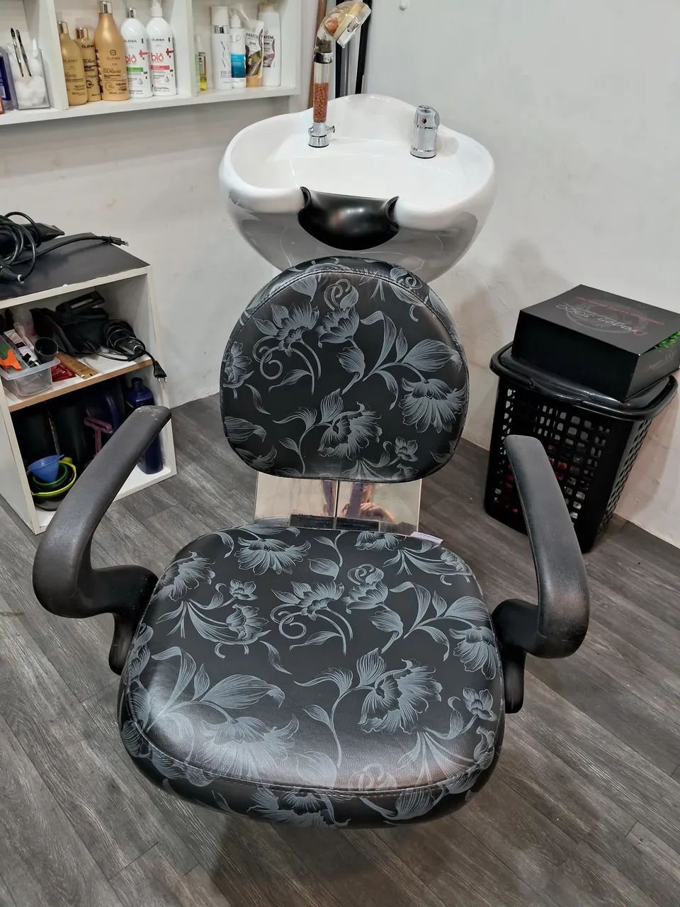Vendo lavatório e cadeira para salão de beleza  - Foto 4