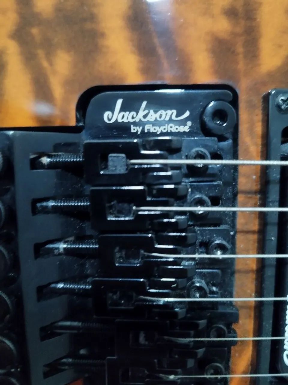 Guitarra Jackson Dinky JS32Q  - Foto 5