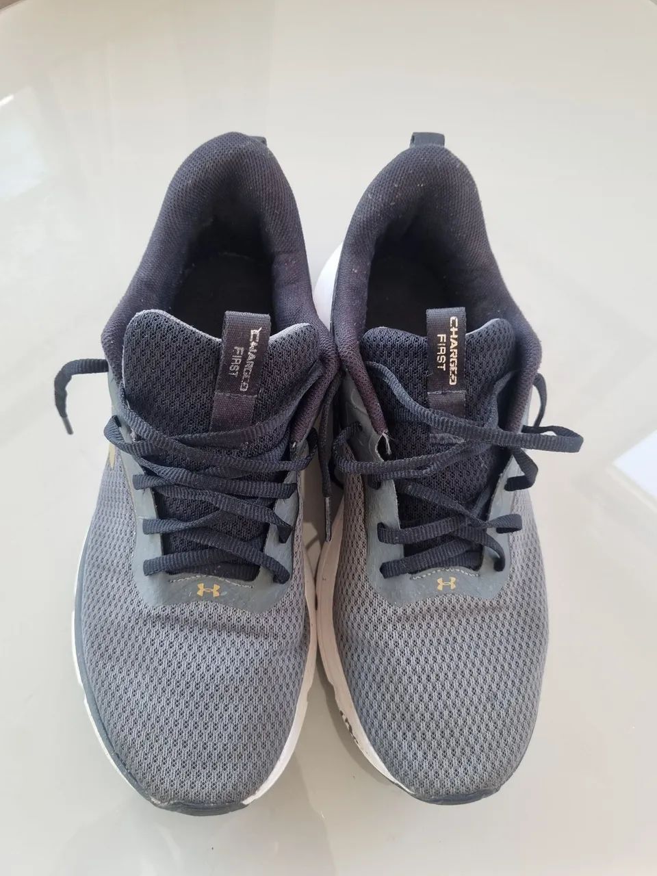 Tenis under armour Charged first tam 41