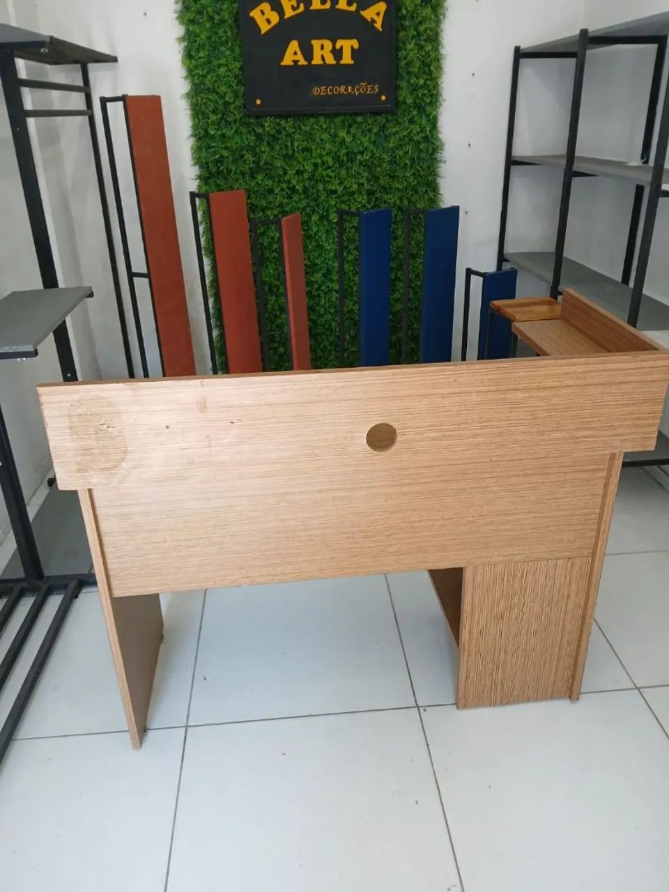 Prateleiras e mesa pra escritório  - Foto 5