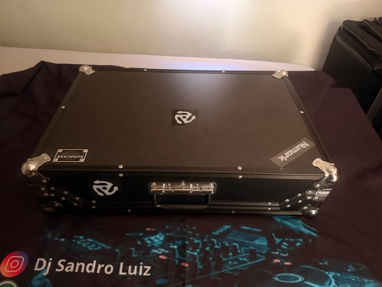 Vendo Controladora Numark Mixtream Pro Plus - Foto 4